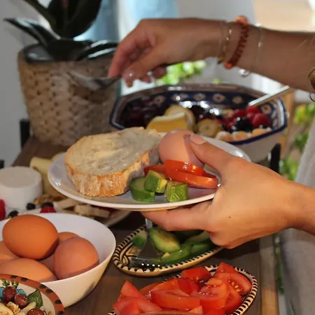 호스텔 Gundi House