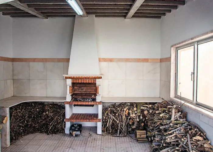 Hostel Gundi House *