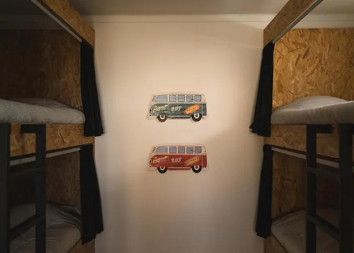 Gundi House Hostel *