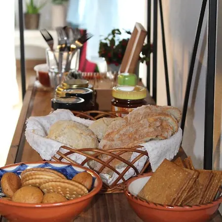 Gundi House Hostel Ericeira