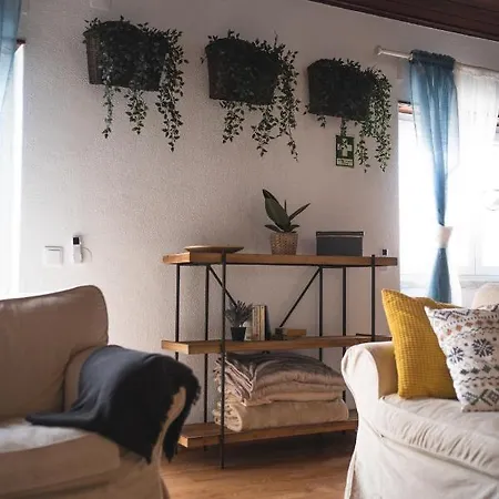 ホステル Gundi House