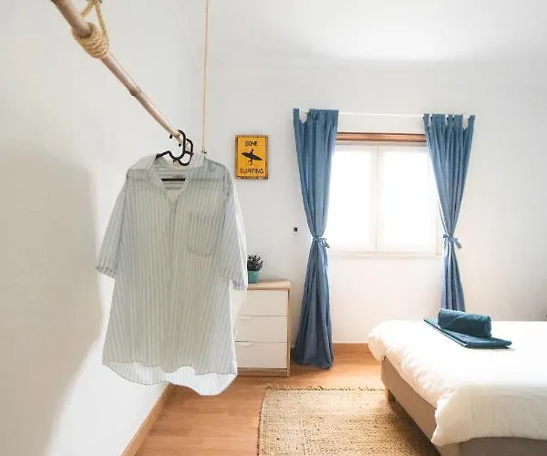 Gundi House * Ericeira