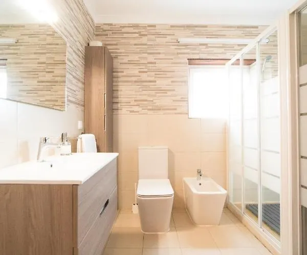 Auberge de jeunesse Gundi House *