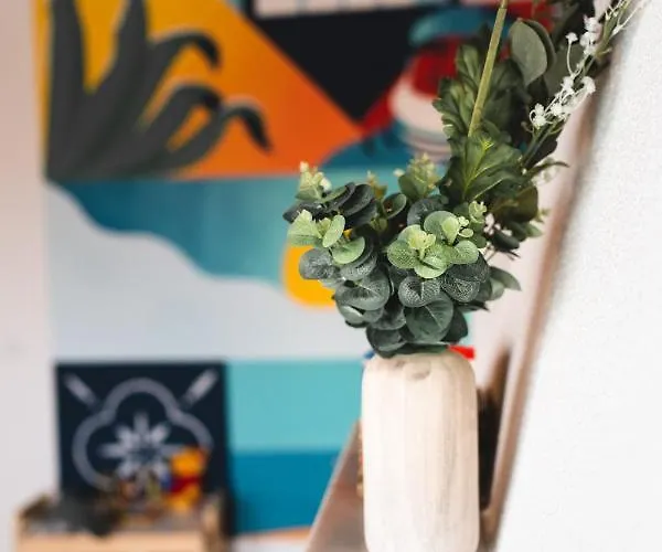 Gundi House Hostal *